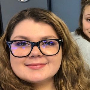 Meet your Posher, Scarlett